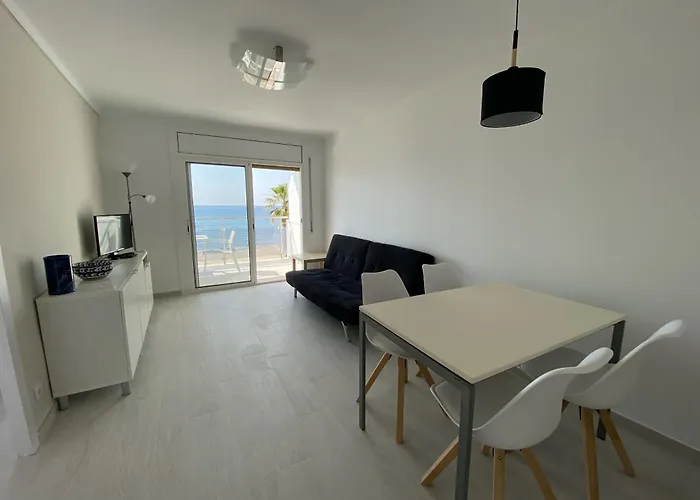 Ibr-front 17 Appartement Roses